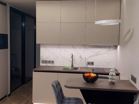 квартира за адресою Осіння вул., 71