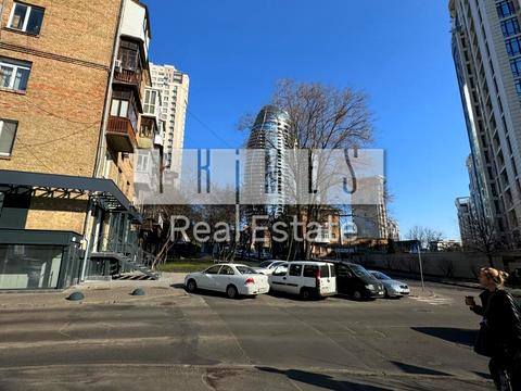 комерційна за адресою Іоанна Павла II вул. (Патріса Лумумби), 7