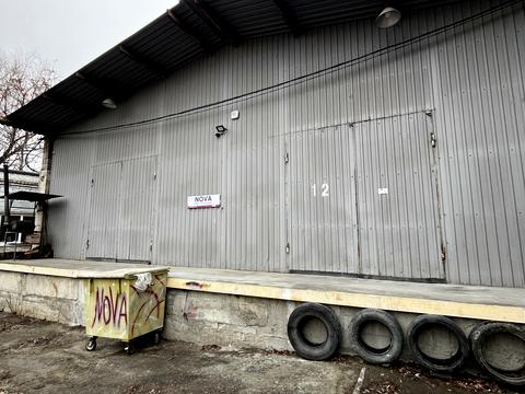 комерційна за адресою Верстова вул., 33