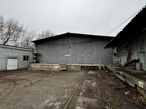 комерційна за адресою Верстова вул., 33