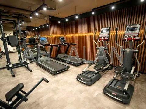 комерційна за адресою Саксаганського вул., 53/80