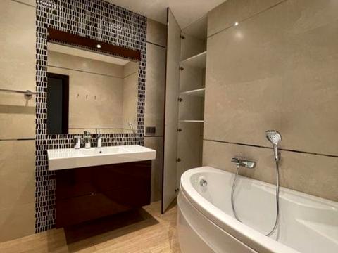 квартира за адресою Андрія Верхогляда вул. (Михайла Драгомирова), 16