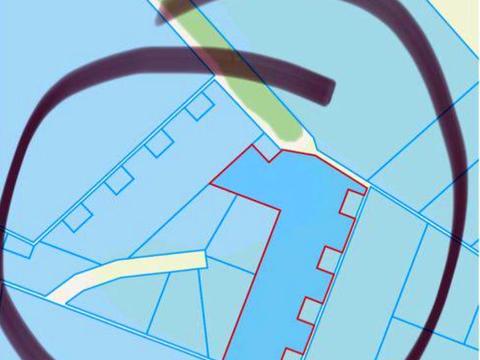 участок по адресу 