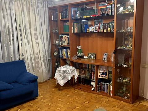 квартира за адресою Академіка Сахарова вул., 42