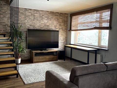 будинок за адресою Озерна вул.