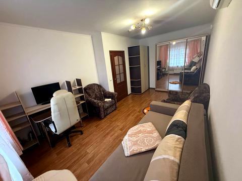 квартира по адресу Софии Русовой ул., 7