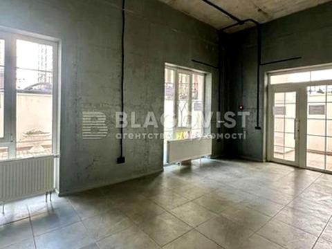 комерційна за адресою Михайла Максимовича вул. (Онуфрія Трутенка), 24