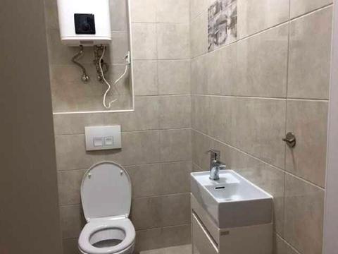 квартира за адресою Академіка Вернадського бульв., 24