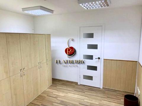 комерційна за адресою Київ, Турівська вул., 31