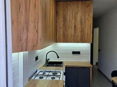 квартира за адресою Наукова вул., 7