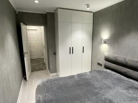 квартира за адресою Нововокзальна вул., 21