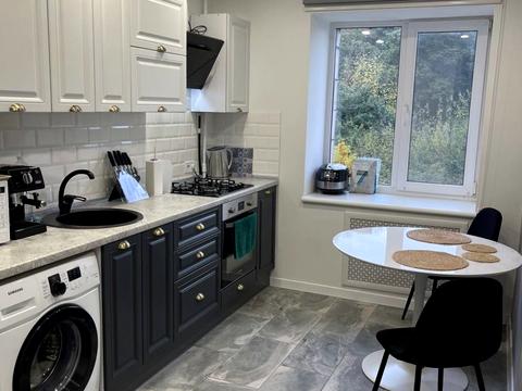 квартира за адресою Нововокзальна вул., 21