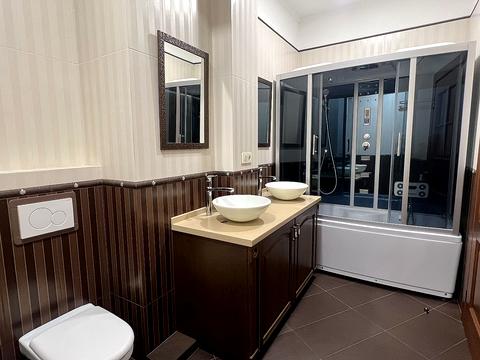 комерційна за адресою Івана Мазепи вул. (Січневого Повстання), 16