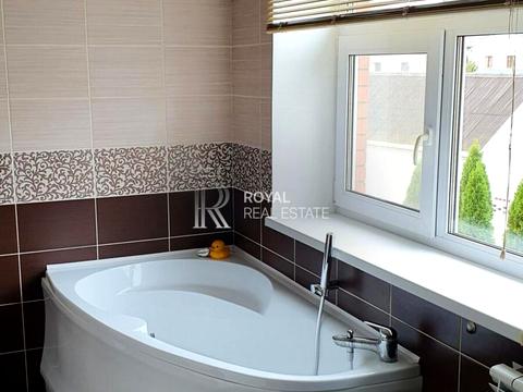 будинок за адресою Крута вул., 21