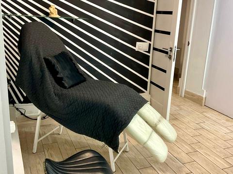 комерційна за адресою Тарнавського вул., 4