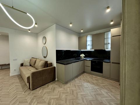 квартира за адресою Андрія Шептицького, 4