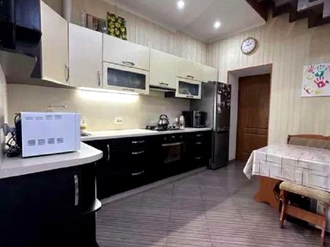 будинок за адресою Олександра Кутузакія вул. (Ленінградська), 52