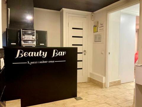 комерційна за адресою Тарнавського вул., 4