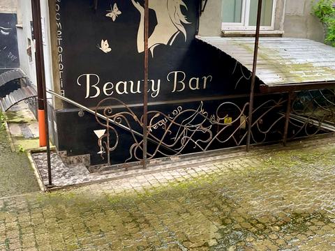 коммерческая по адресу Ивано-Франковск, Тарнавского ул., 4