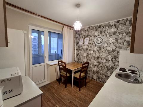 квартира за адресою Стадіонна вул., 14