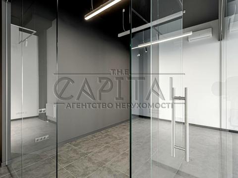 комерційна за адресою Михайла Бойчука вул. (Кіквідзе), 41-43