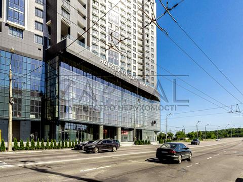 комерційна за адресою Михайла Бойчука вул. (Кіквідзе), 41-43