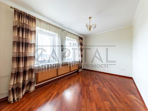 дом по адресу Печерськ