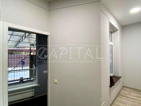 комерційна за адресою Редутна вул., 58