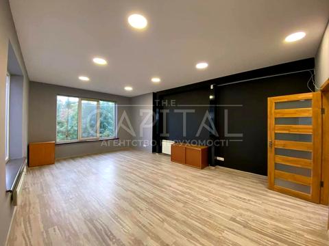 комерційна за адресою Редутна вул., 58