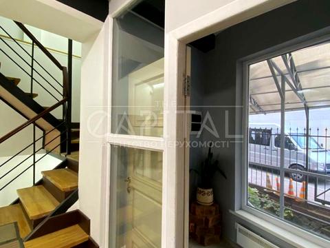 комерційна за адресою Редутна вул., 58