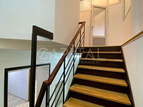 комерційна за адресою Редутна вул., 58