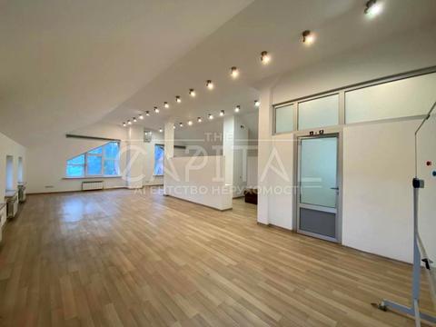 комерційна за адресою Редутна вул., 58