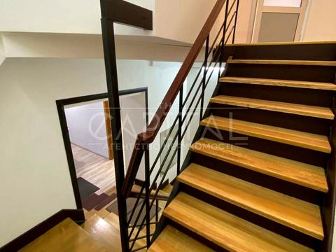 комерційна за адресою Редутна вул., 58