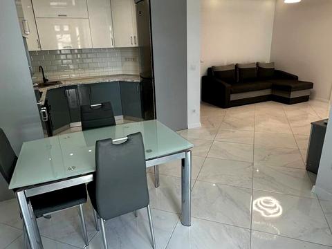 квартира за адресою Залізнична вул., 15