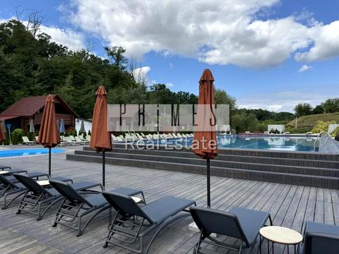 коммерческая по адресу Центральна, 1