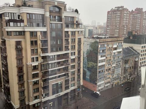 квартира за адресою Золотоустівська вул., 25