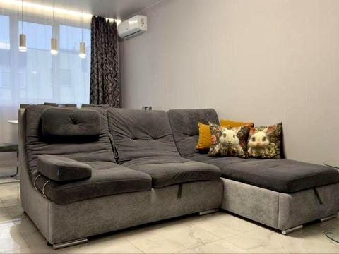 квартира за адресою Юнацька вул., 1