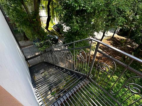 коммерческая по адресу Украинской Победы ул. (Академіка Сахарова), 34