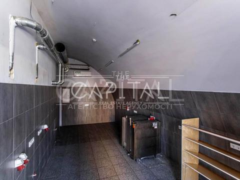 комерційна за адресою Євгена Коновальця вул. (Щорса), 44