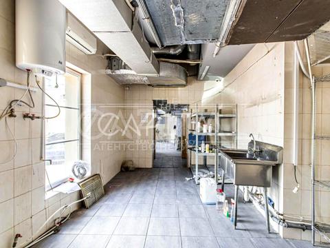 комерційна за адресою Євгена Коновальця вул. (Щорса), 44