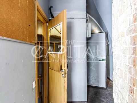 комерційна за адресою Євгена Коновальця вул. (Щорса), 44