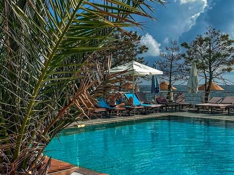 комерційна за адресою Бернардацці вул. (Красних Зір), 2а к2