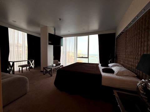 комерційна за адресою Бернардацці вул. (Красних Зір), 2а к2