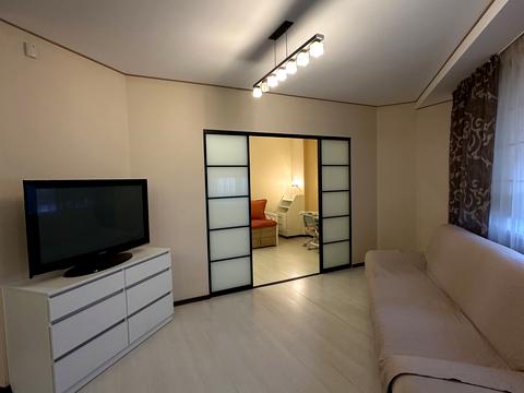 квартира за адресою Грушевського вул., 21