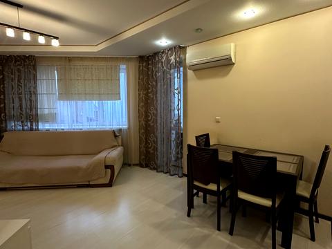 квартира за адресою Грушевського вул., 21