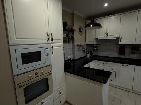 квартира за адресою Авіаконструктора Ігоря Сікорського вул. (Танкова), 1-А