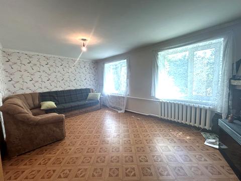 будинок за адресою Центральна