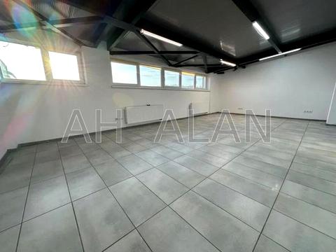 комерційна за адресою Казимира Малевича вул. (Боженка), 86-Г