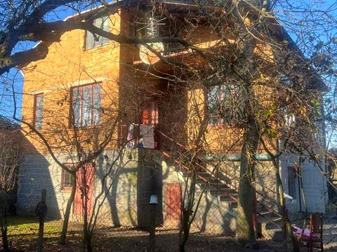 дом по адресу Центральна