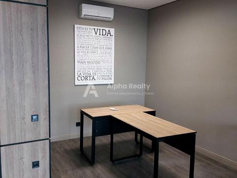 коммерческая по адресу Жилянская ул., 68